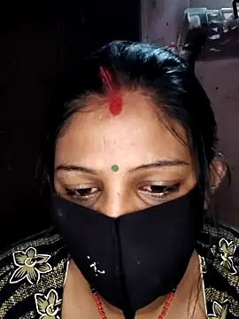 Hotcouplepriya webcam
