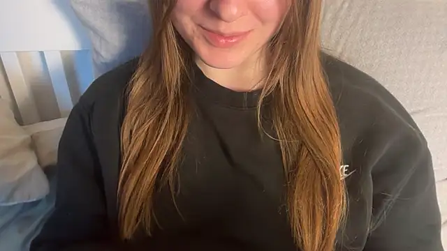 Lucyschickt webcam