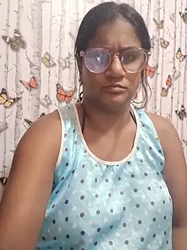 indianstrawberrylips4u webcam