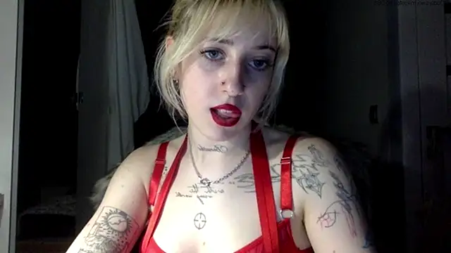 EmmyWet webcam