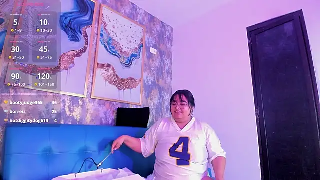 AteneaDesire webcam