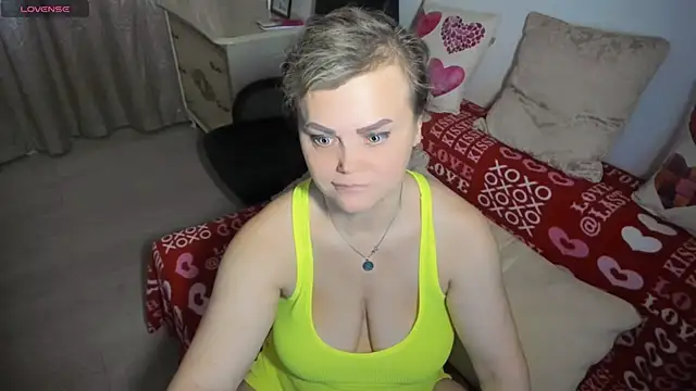 MildMature webcam