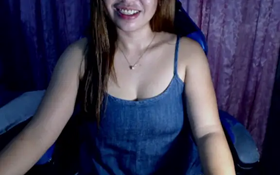 onlymaes_19 webcam