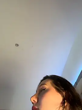 _ISABELLA_HOT_