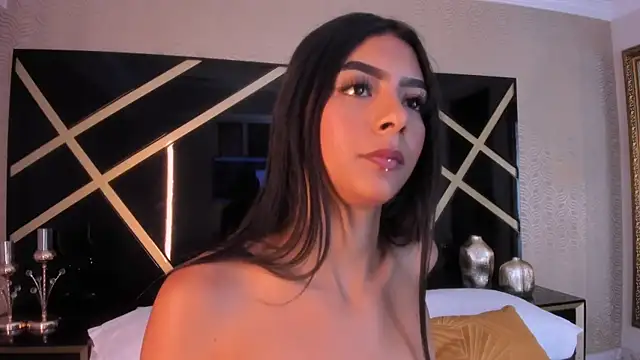 AdharaKhalifa webcam