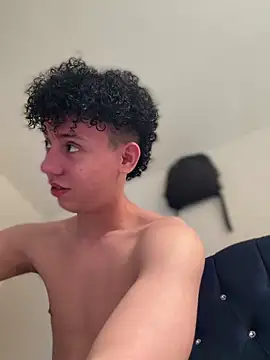 yoursexyjose webcam