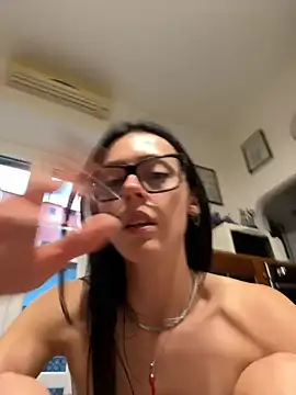 alibi_room webcam