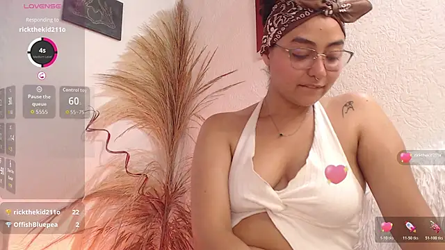 _Kim__M webcam