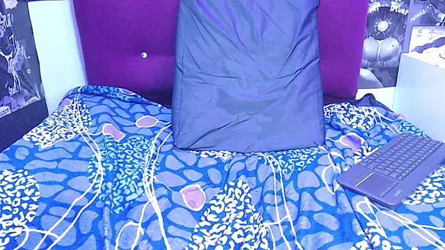 violet_angel13 - Violet_angel13's free webcam - UK Sex Cams