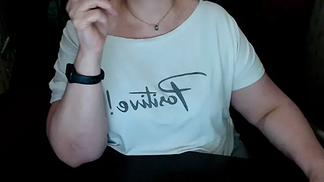 AlisaHot55 webcam