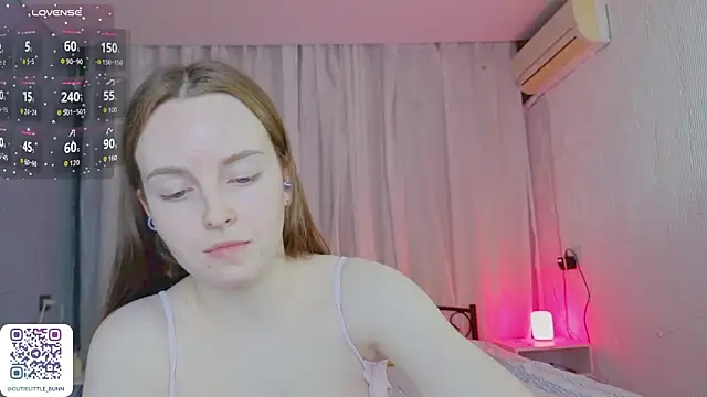 bae_cake_ webcam