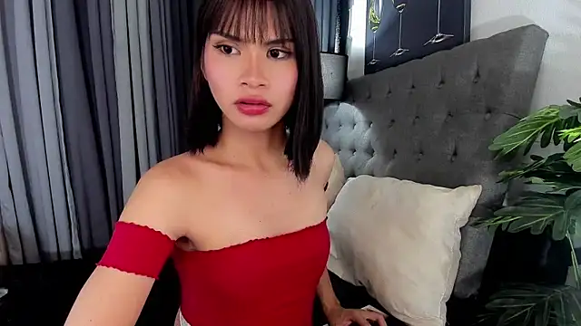 delightfulasianhugecock webcam