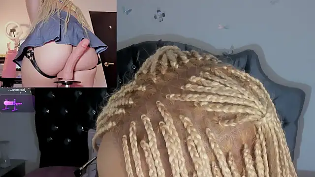 conny__curly webcam