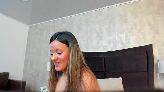CynthiaMore webcam