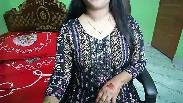 BengaliQueenStar webcam
