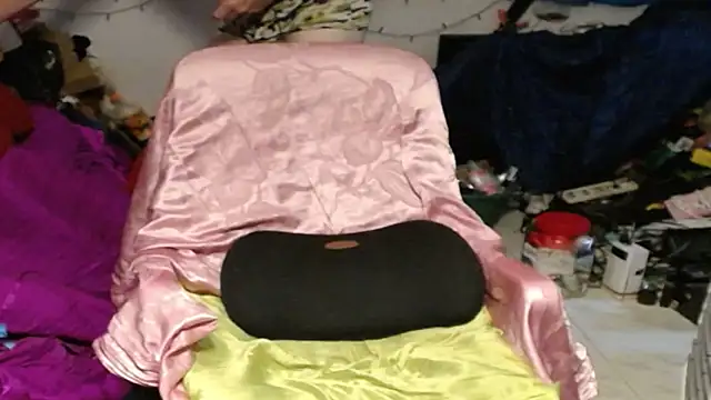 1CuteAndSexy69 webcam