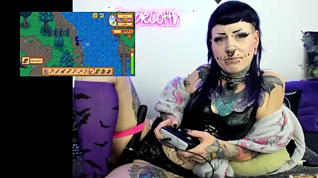 Purple_Coffin666 webcam
