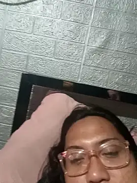 Stay_on_Me_TS webcam