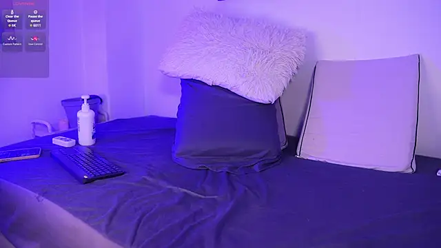 YourMandy webcam