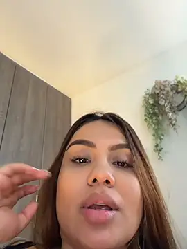 valeria2019hot webcam