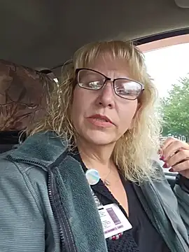 free webcam sex Badgirlpr2