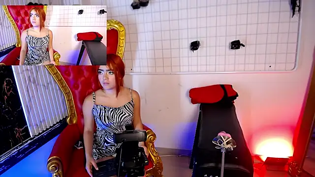 Aiiko_Domme webcam