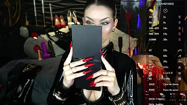 MistressDarsy webcam