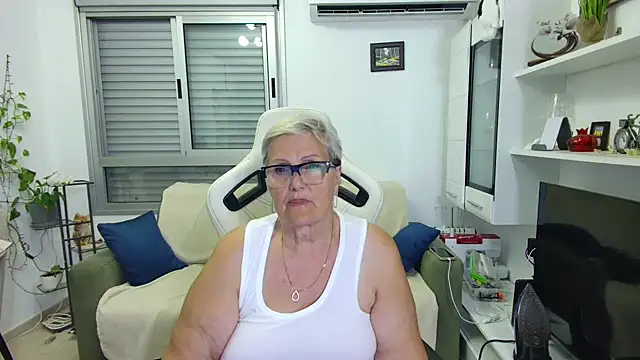 Selenna57 webcam