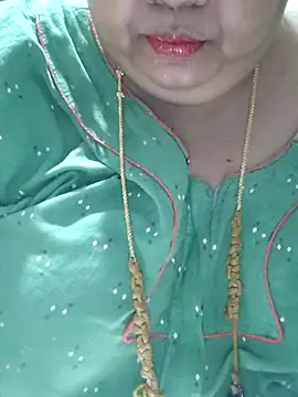 tamilthanushri webcam
