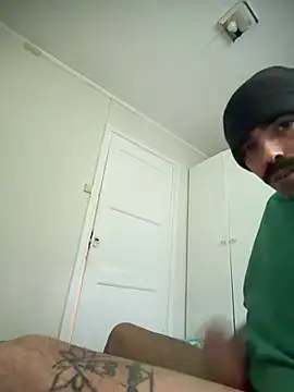 wolfwhite95 webcam