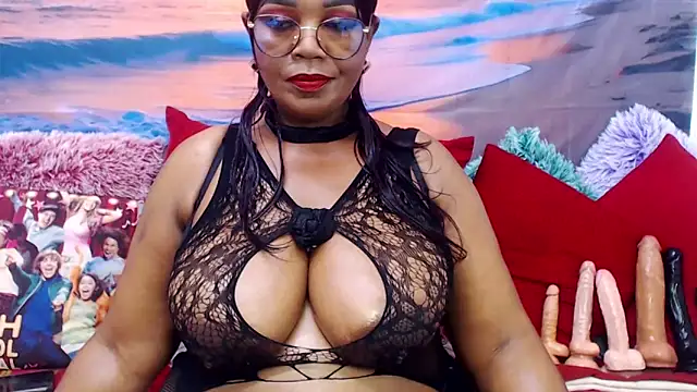 MATURExxxASS webcam