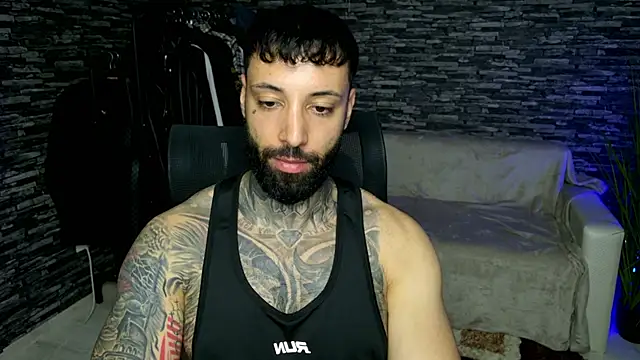 MasculineGuy99 webcam
