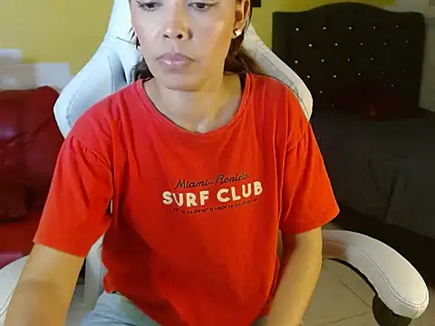 naomis_36 webcam
