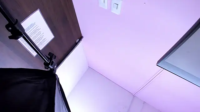 _Isabella_Moon webcam
