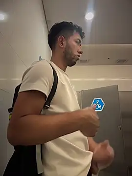 liam_bronw webcam