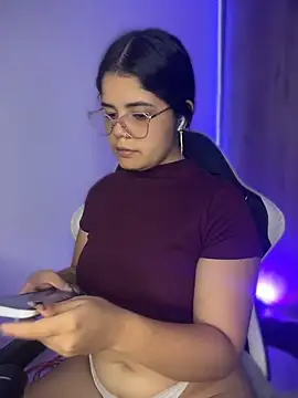 2Angela_ webcam