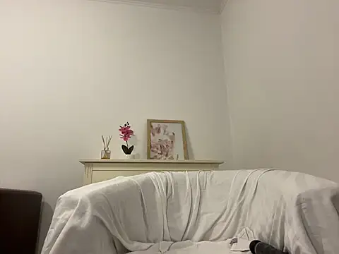 SonyaSin webcam