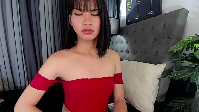 delightfulasianhugecock webcam