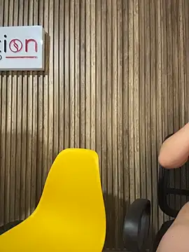 Antonella_Julieta webcam