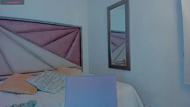 AfroditaVega_ webcam