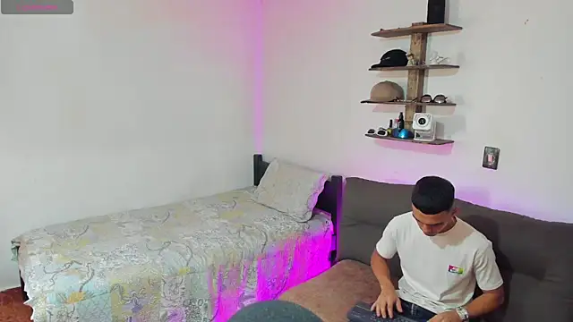 Teo_Rave webcam
