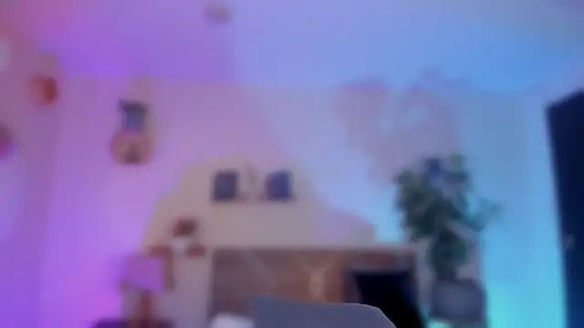 YariRose webcam