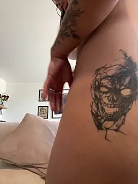 Rae_Lil_White webcam