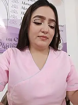 juanita-rojas - JUANITA-ROJAS's free webcam - UK Sex Cams
