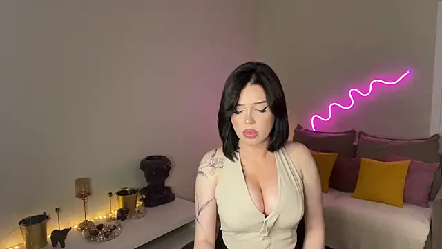 mistress_of_hearts webcam