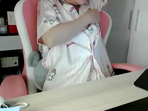 lucienguyen webcam