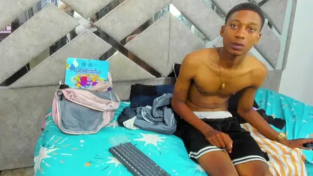EvaxEmma webcam