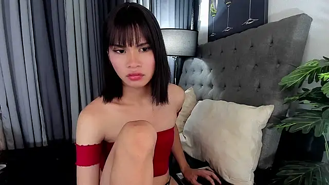 delightfulasianhugecock webcam