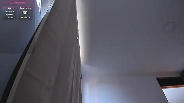 Kylie2211 webcam