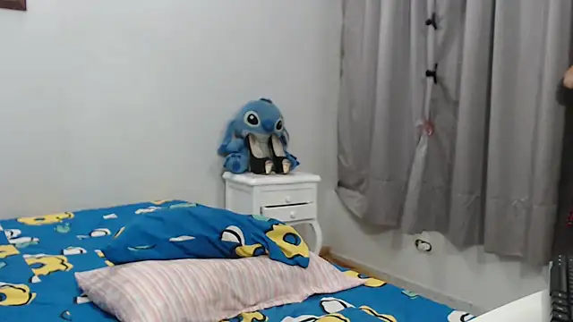 SaraStoneCute webcam